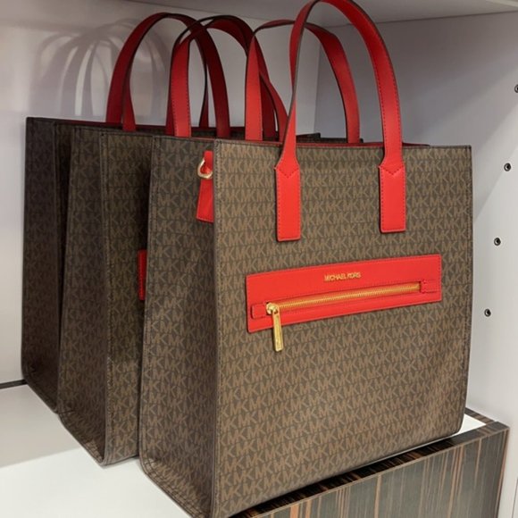 Michael Kors Kenly Large Tote - Picture 3 of 9